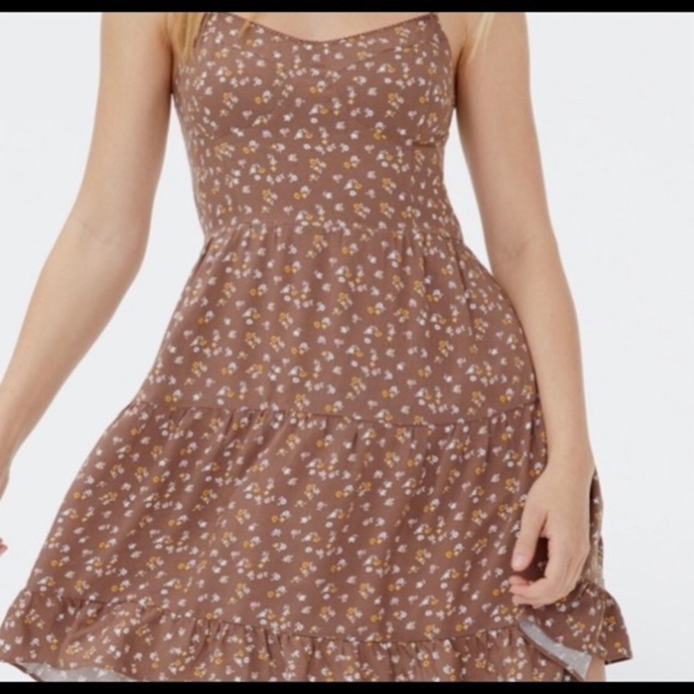 brown floral Aeropostale dress 🌻🤎